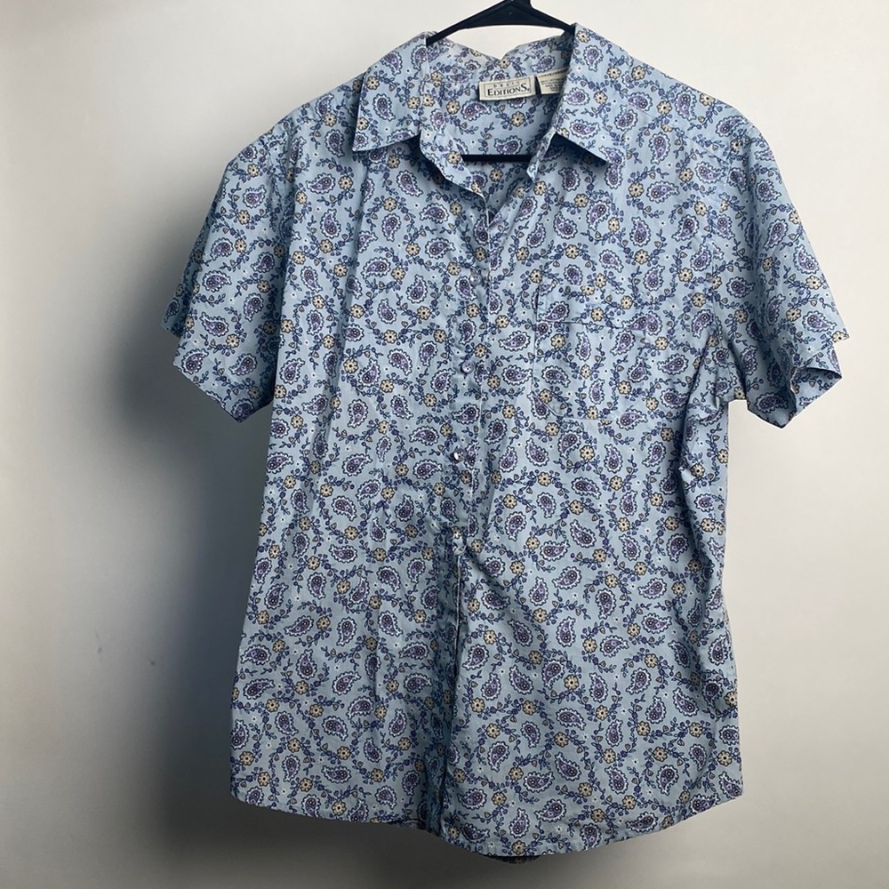 Blue paisley patterned button up